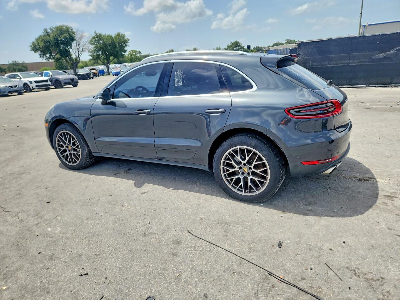 2017 Porsche Macan S - Фото 2