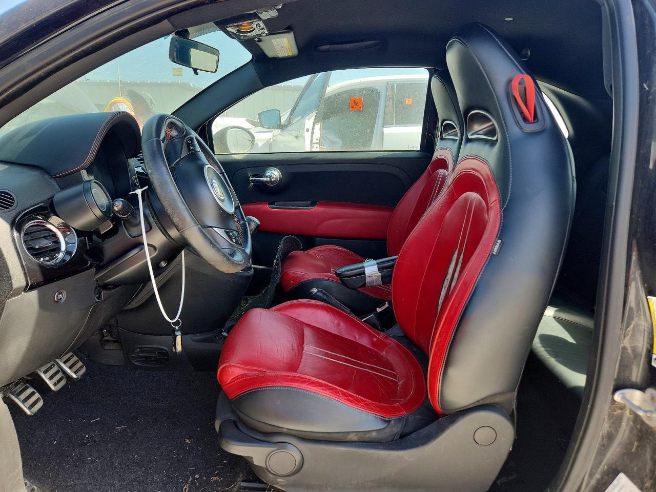 2013 Fiat 500 Abarth - Фото 7