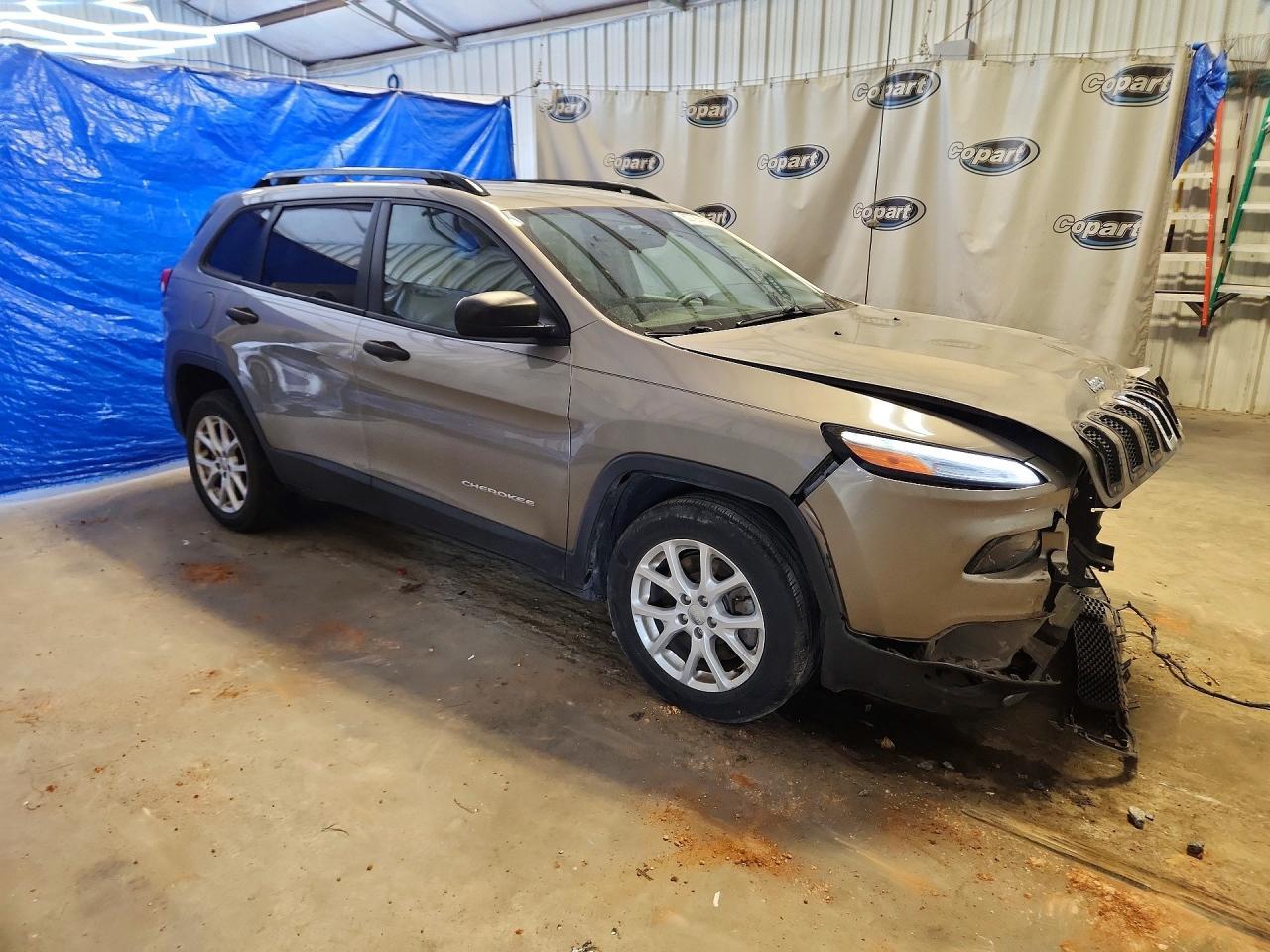 2016 Jeep Cherokee Sport - Фото 4