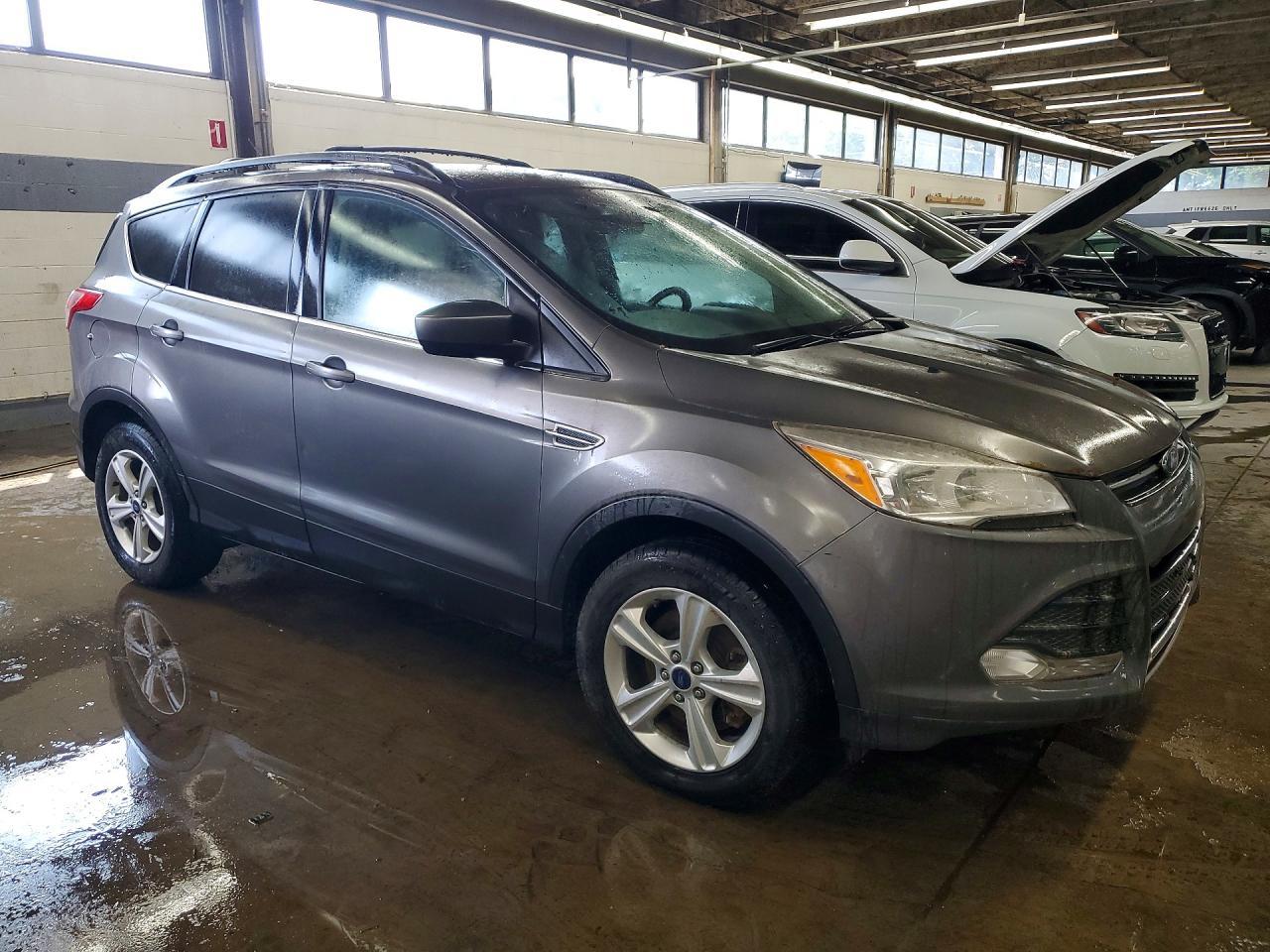 2013 Ford Escape Se - Фото 4