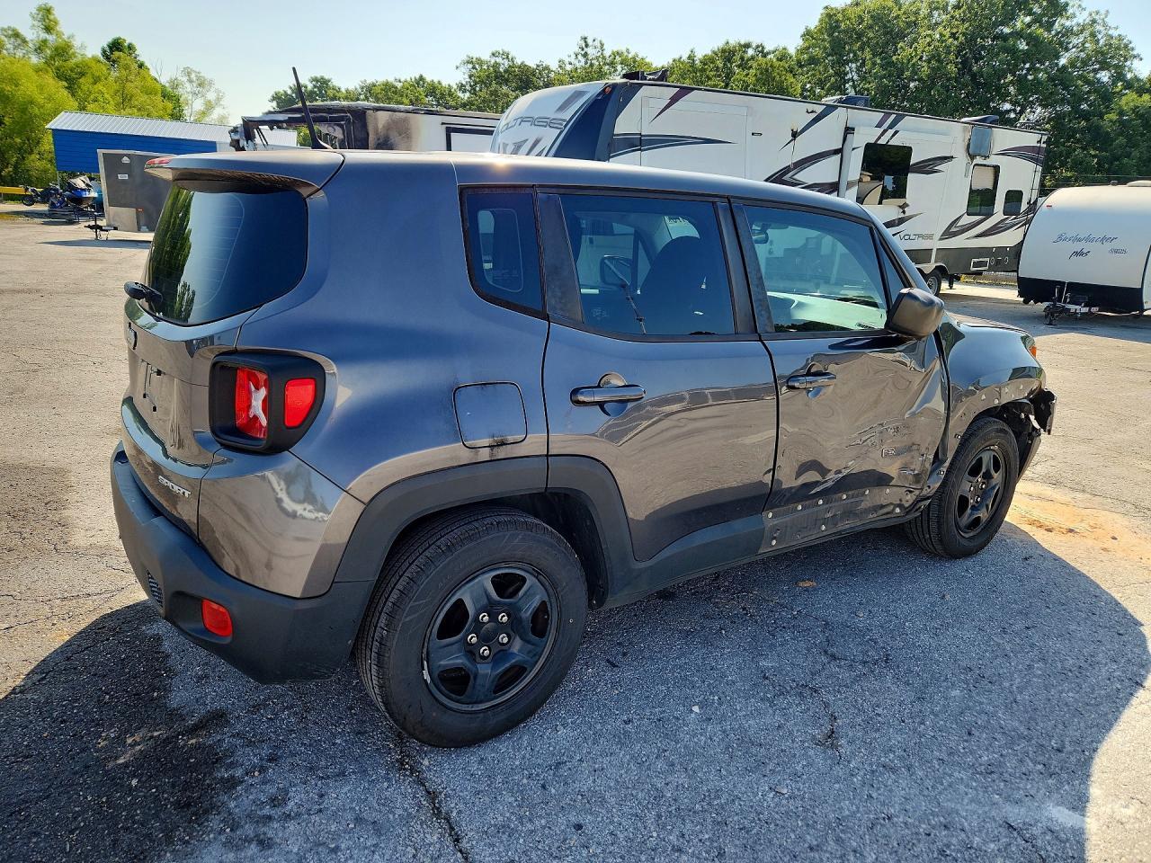 2016 Jeep Renegade Sport - Image 3