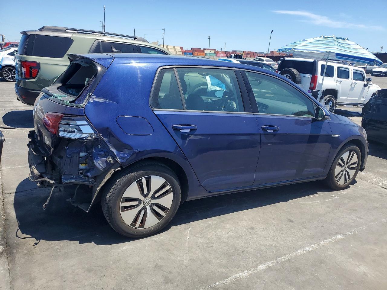 2019 Volkswagen E-Golf Sel Premium - Image 3