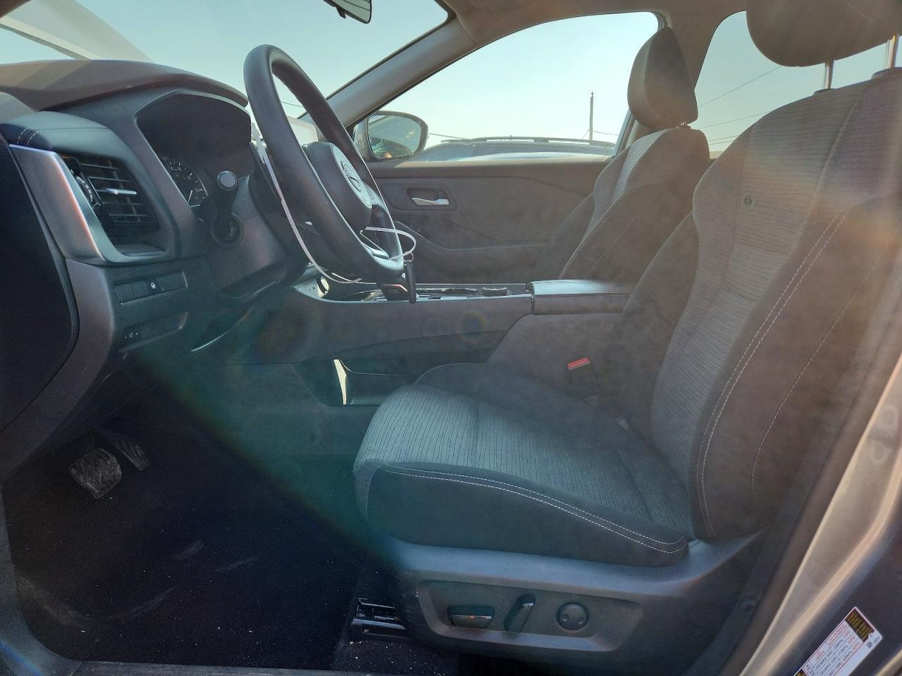 2022 Nissan Rogue Sv - Image 7