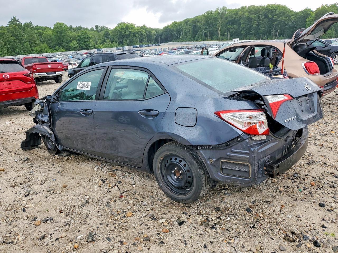 2016 Toyota Corolla Le - Image 2