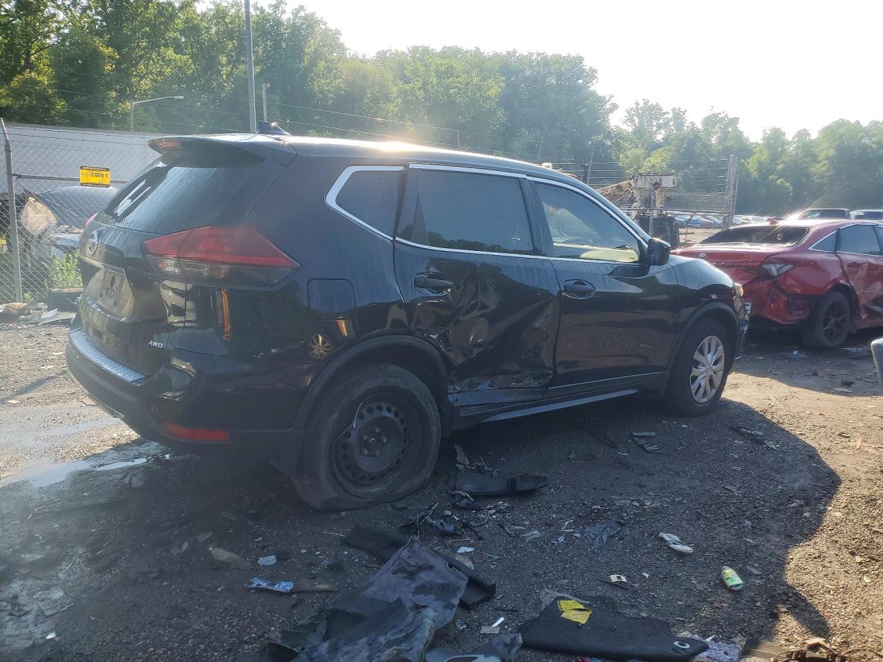 2019 Nissan Rogue S - Фото 3