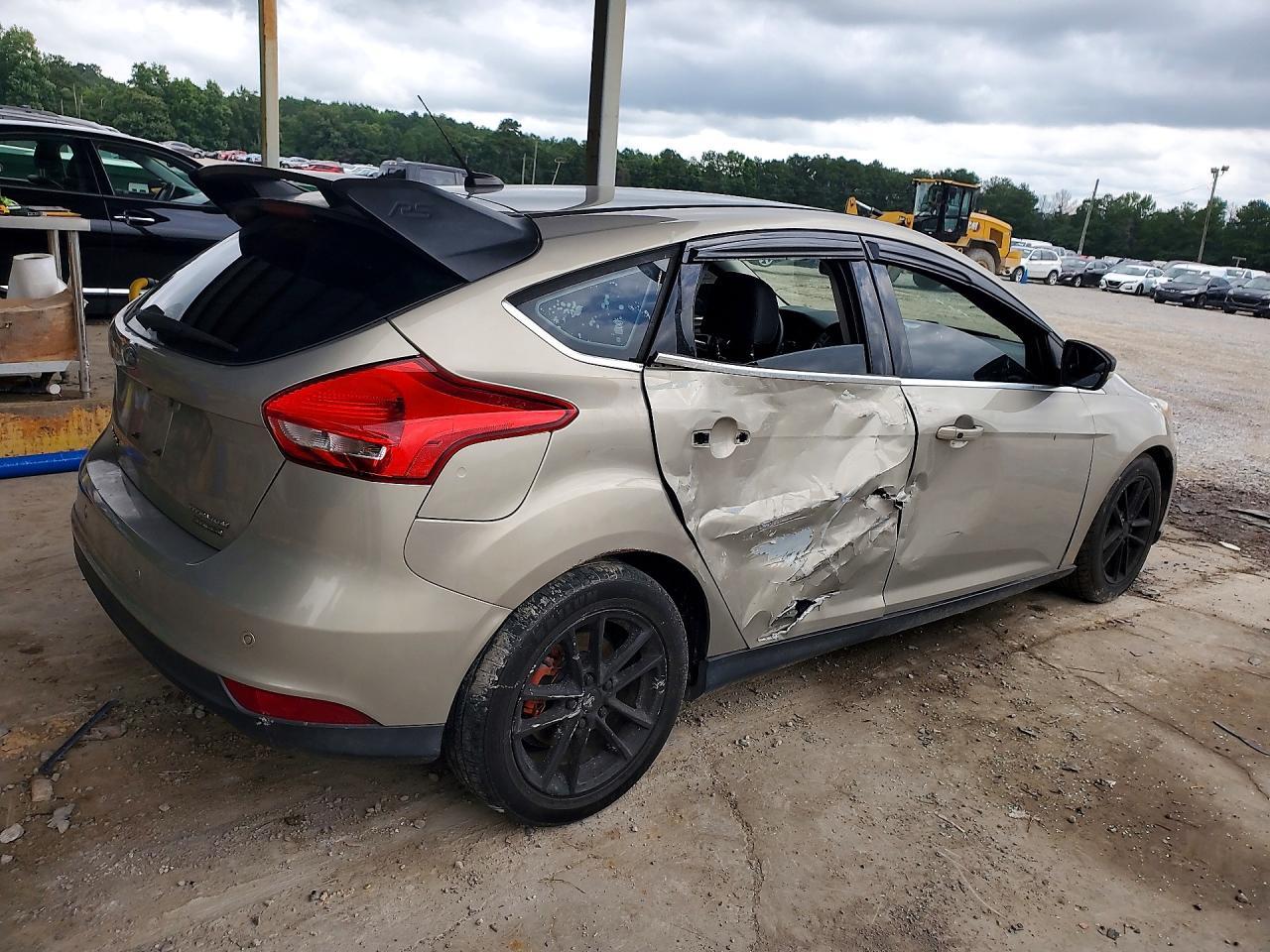 2015 Ford Focus Titanium - Фото 3