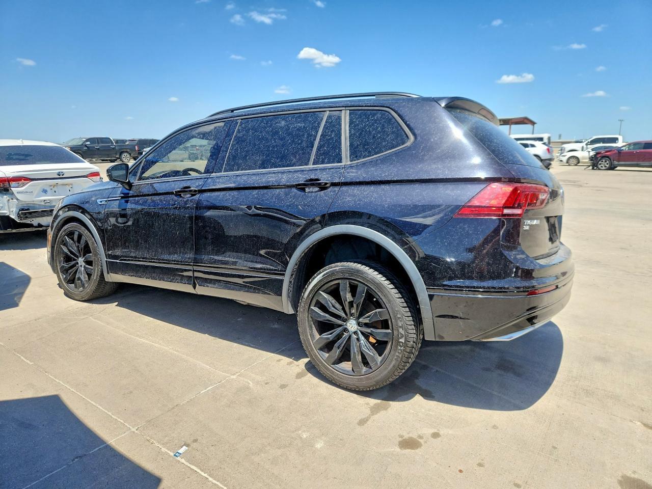 2020 Volkswagen Tiguan Se - Image 2