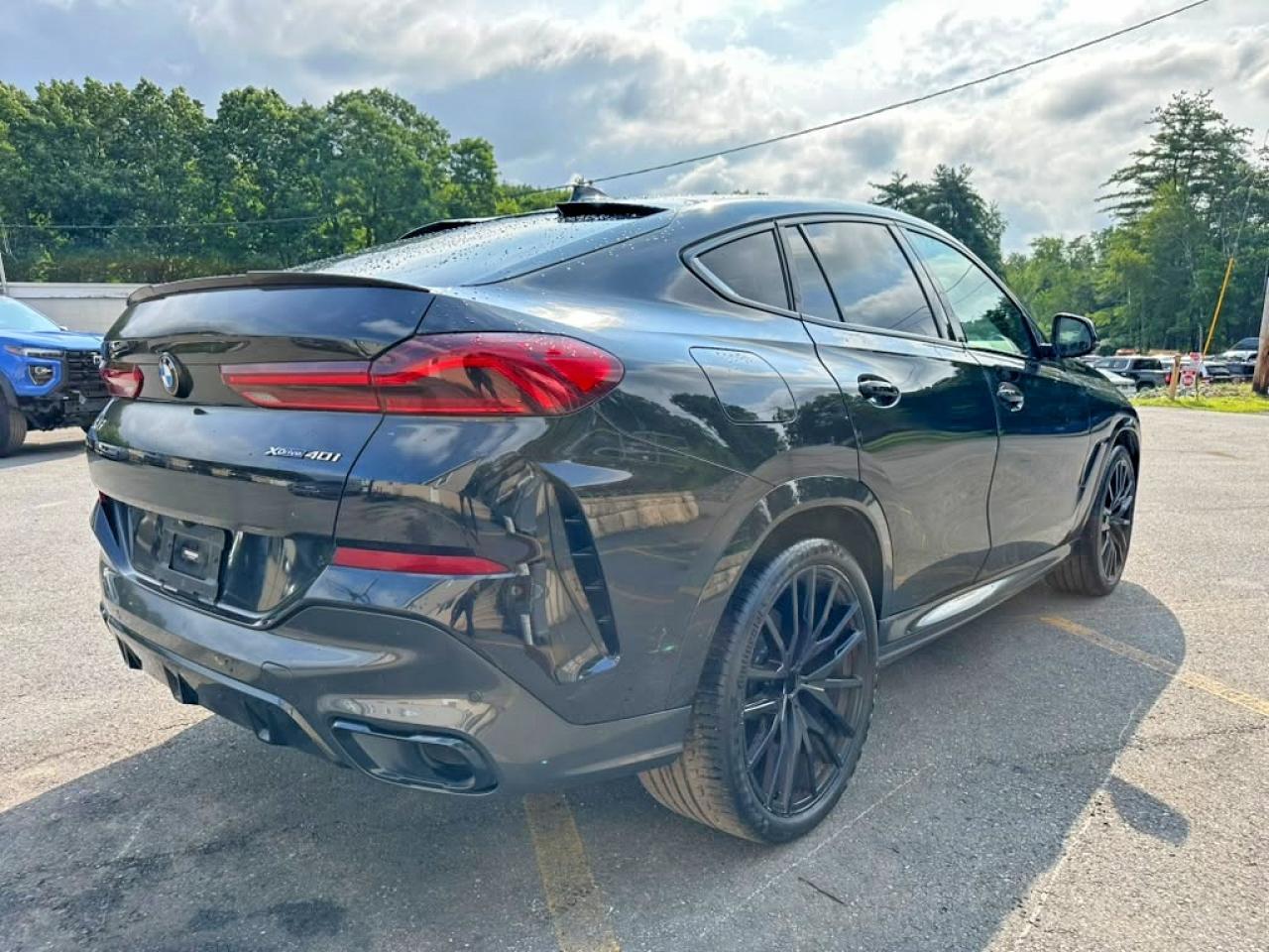 2022 BMW X6 xDrive40I - Image 3