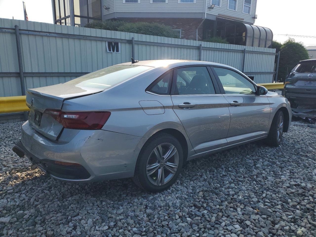 2023 Volkswagen Jetta Se - Фото 3