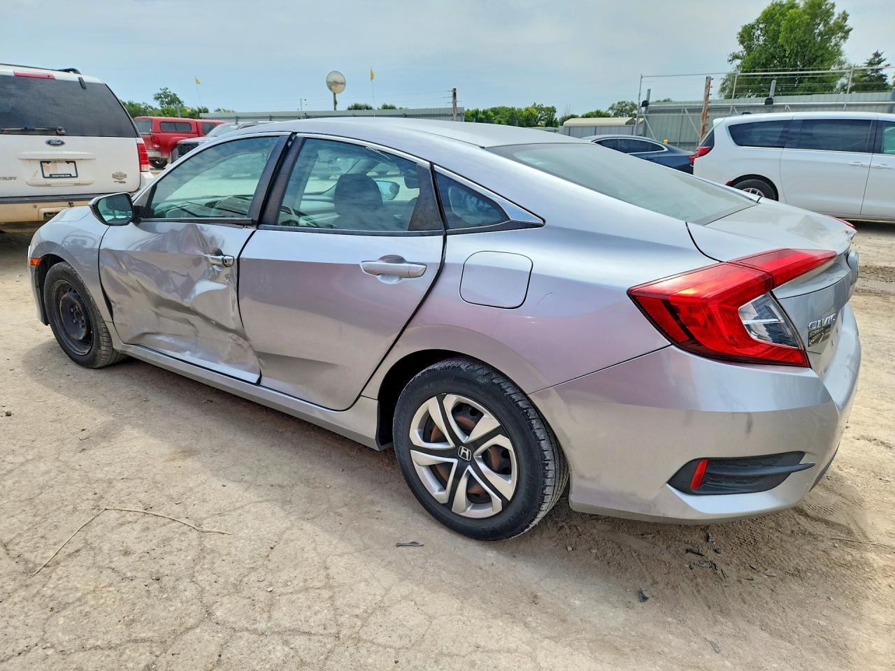 2017 Honda Civic Lx - Фото 2