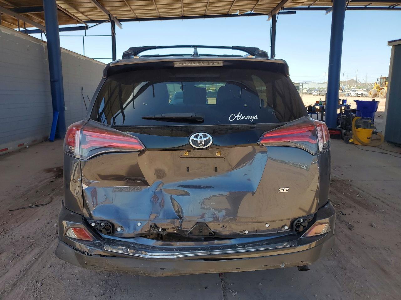 2017 Toyota Rav4 Se - Фото 6