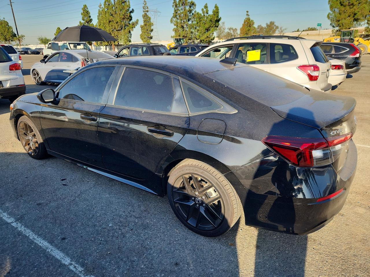 2025 Honda Civic Sport - Фото 2