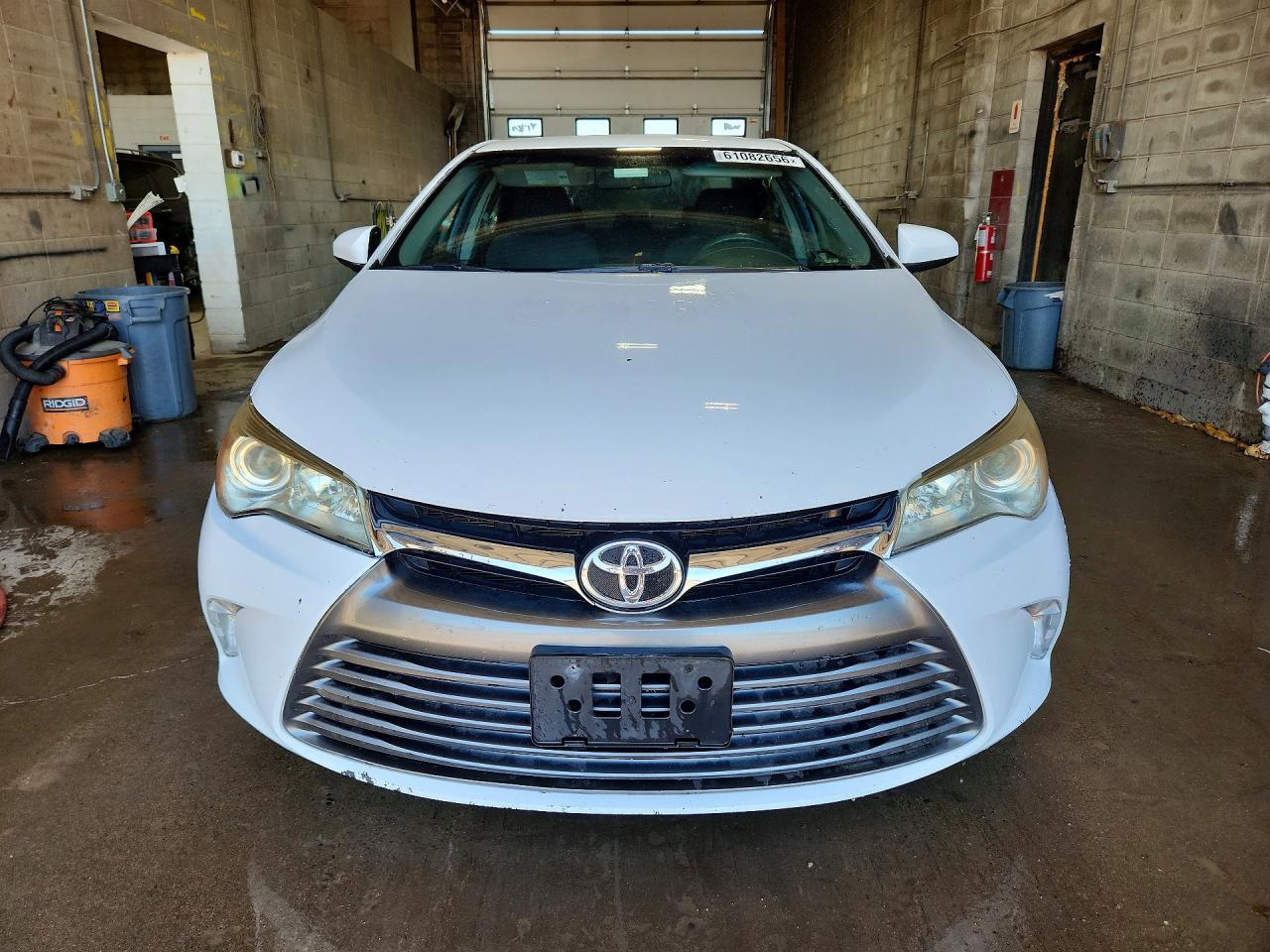 2016 Toyota Camry Le - Image 5