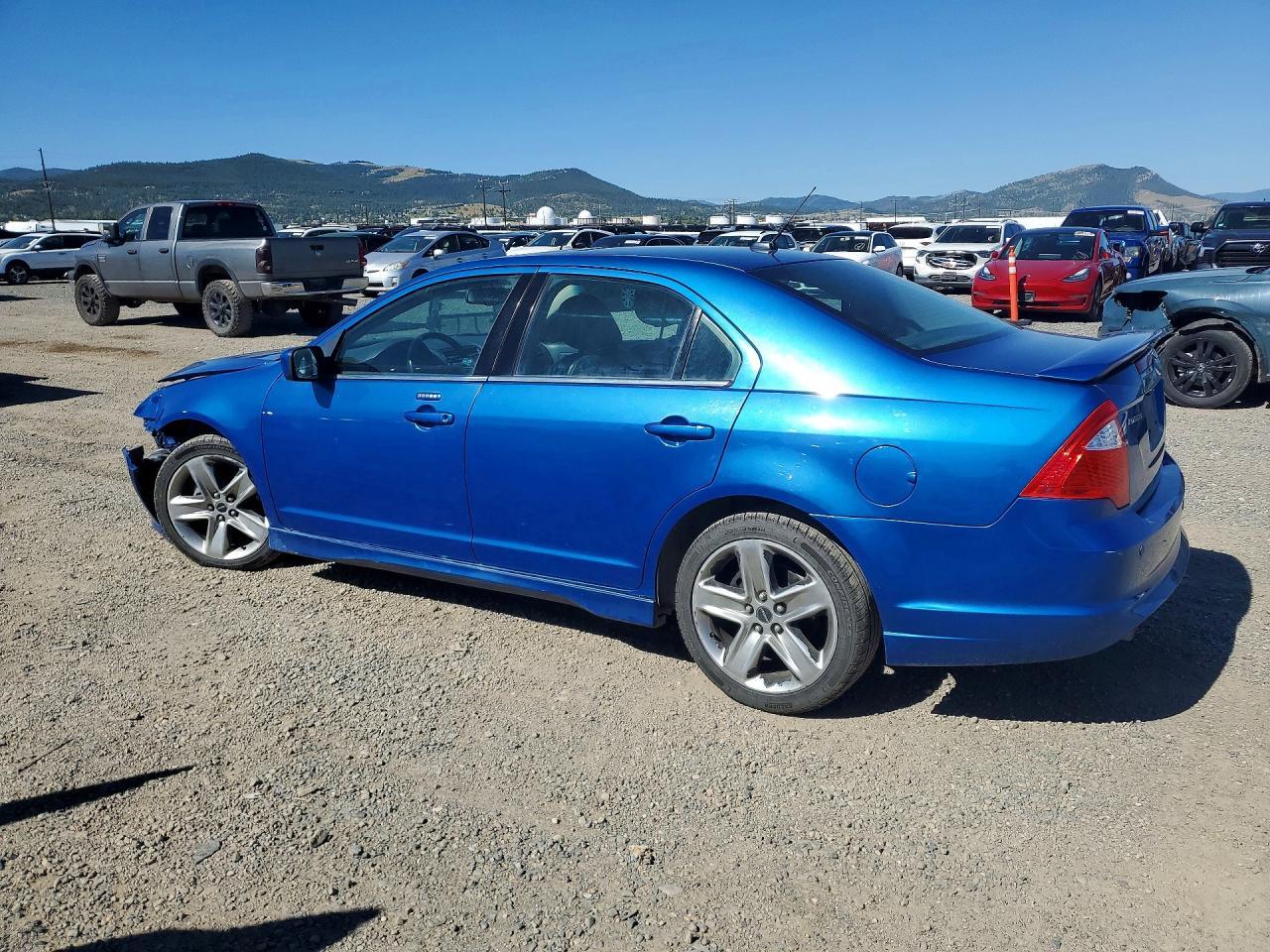 2011 Ford Fusion Sport - Фото 2