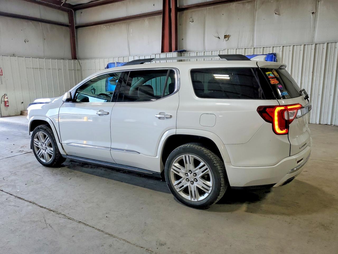 2021 GMC Acadia Denali - Фото 2