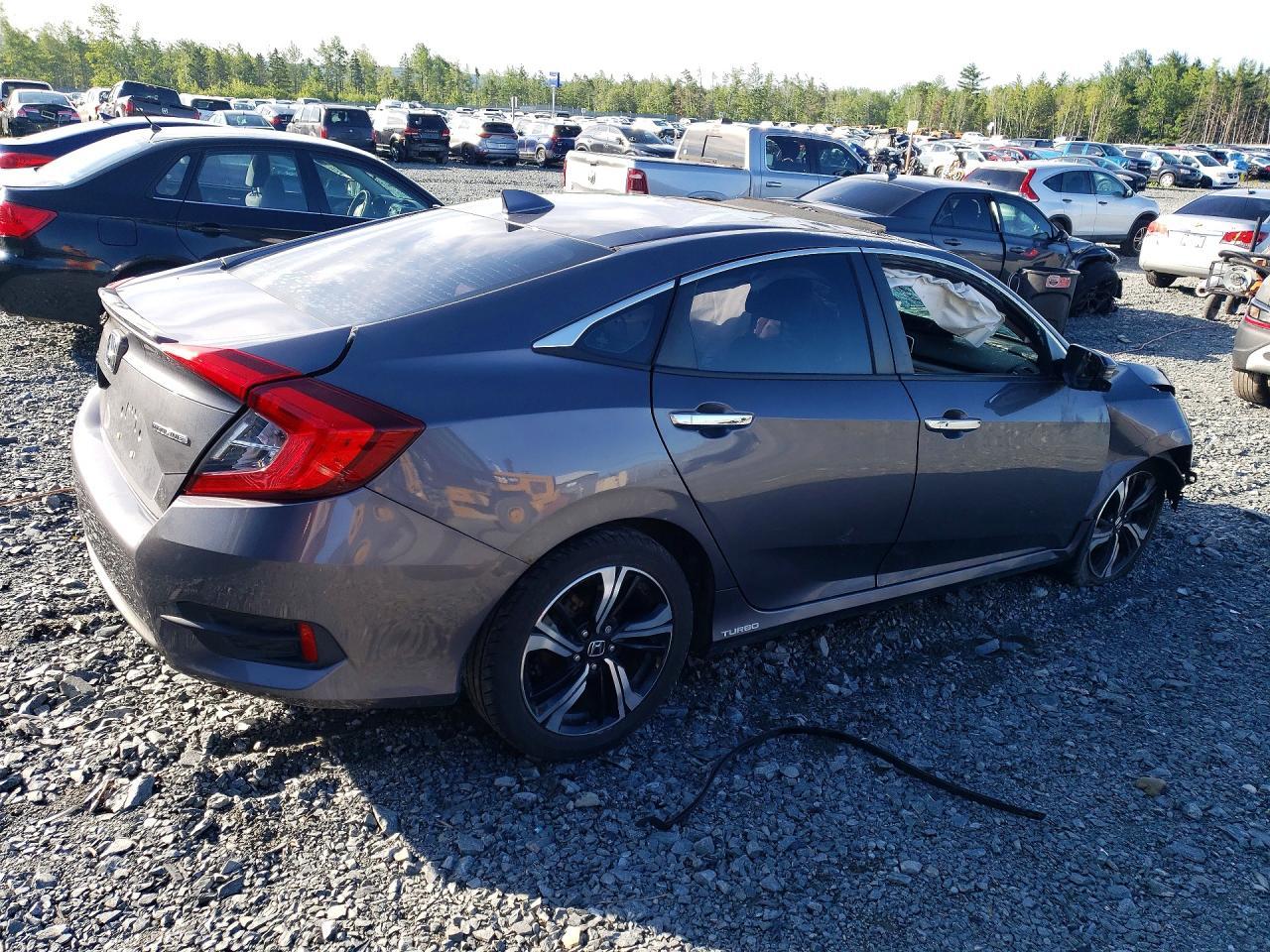2017 Honda Civic Touring - Фото 3