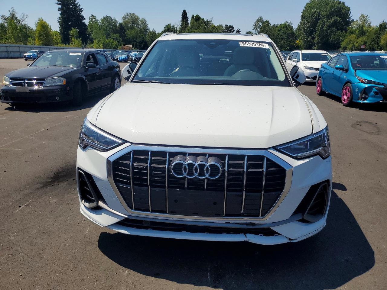 2025 Audi Q3 Premium Plus S Line 45 - Фото 5