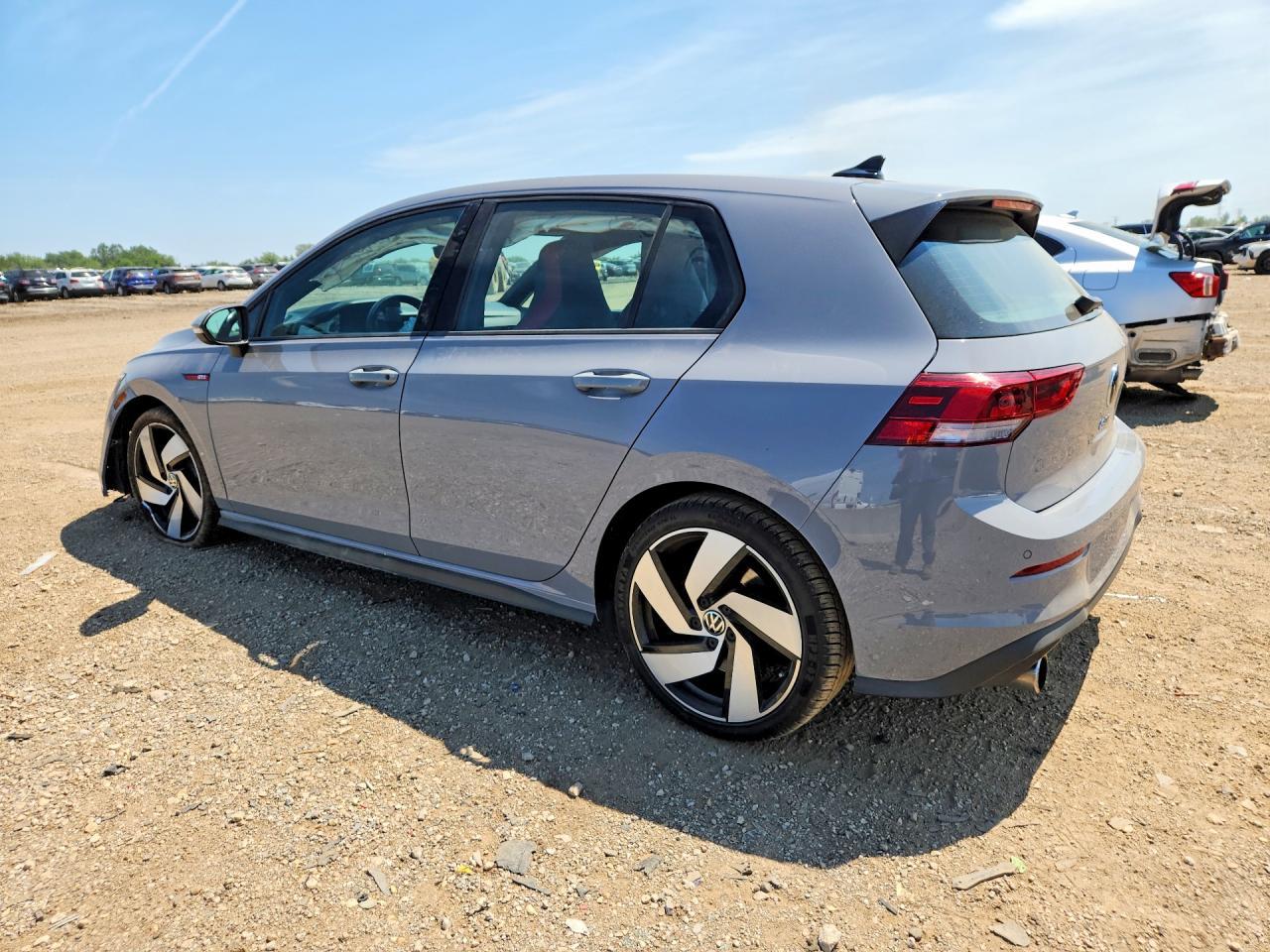 2024 Volkswagen Gti S - Фото 2