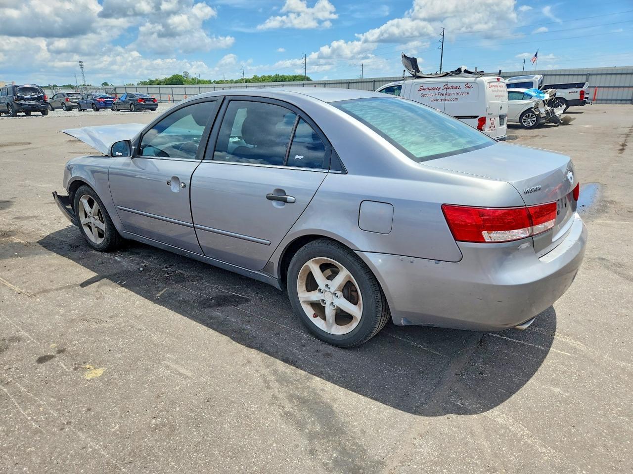2006 Hyundai Sonata Gls V6 - Image 2