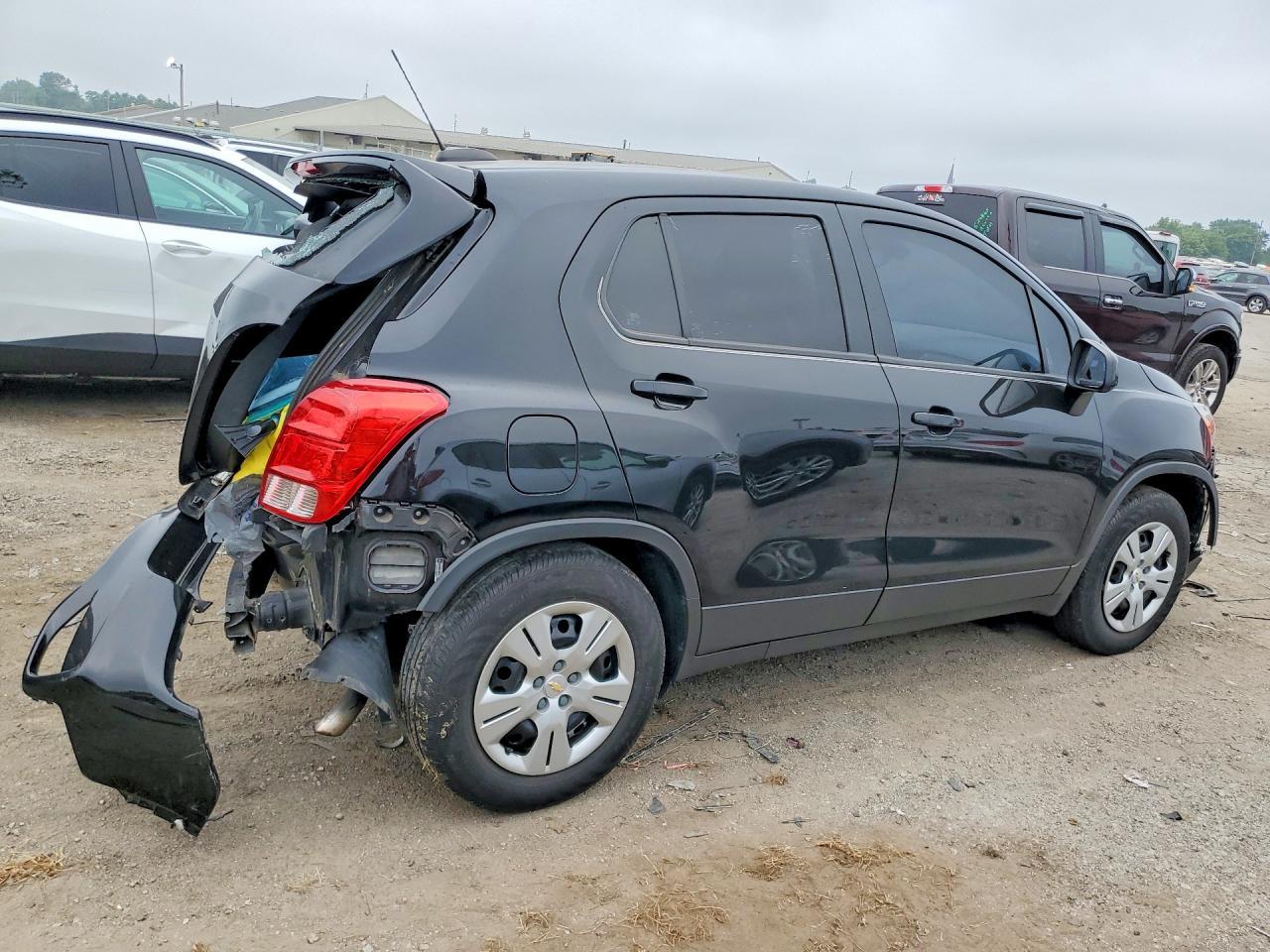 2018 Chevrolet Trax Ls - Фото 3