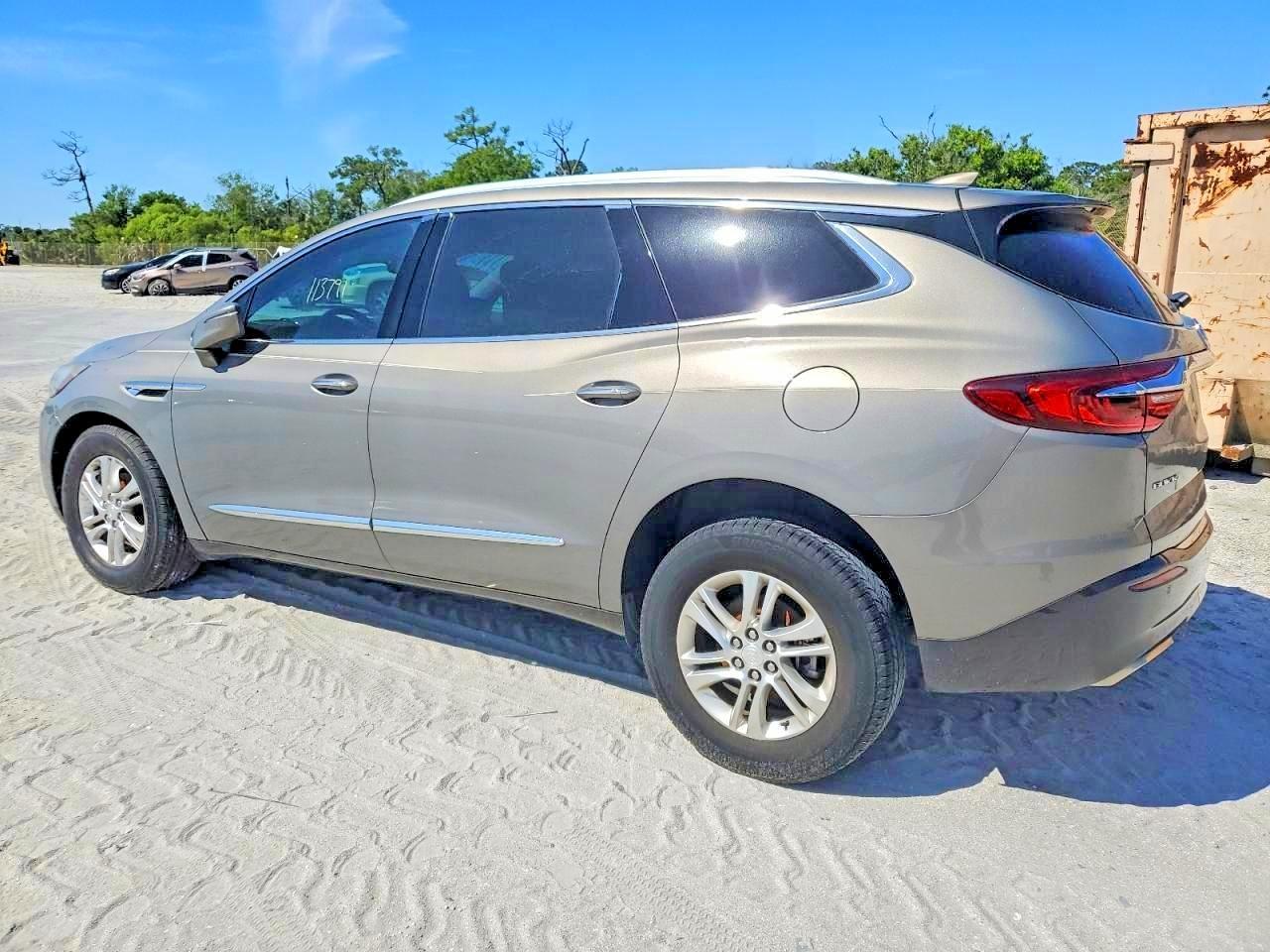 2018 Buick Enclave Essence - Фото 2
