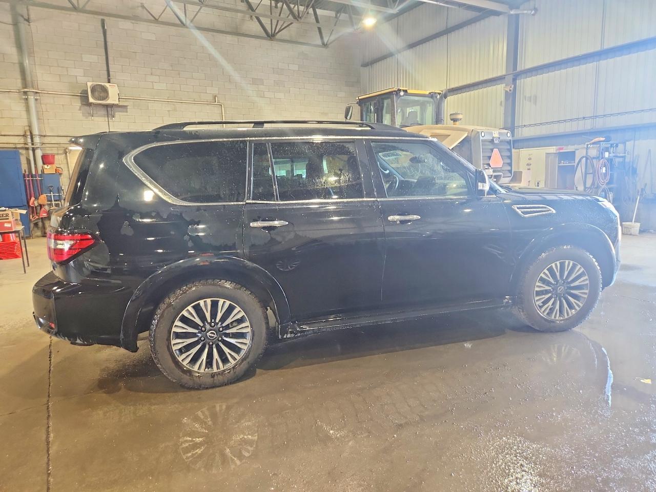 2024 Nissan Armada - Image 3