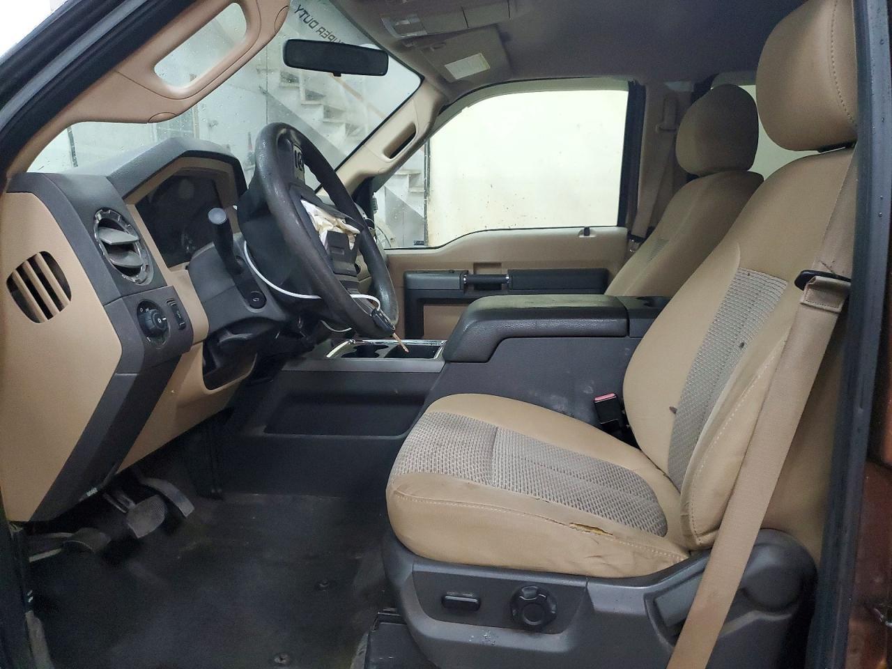 2012 Ford F250 Super Duty - Image 7