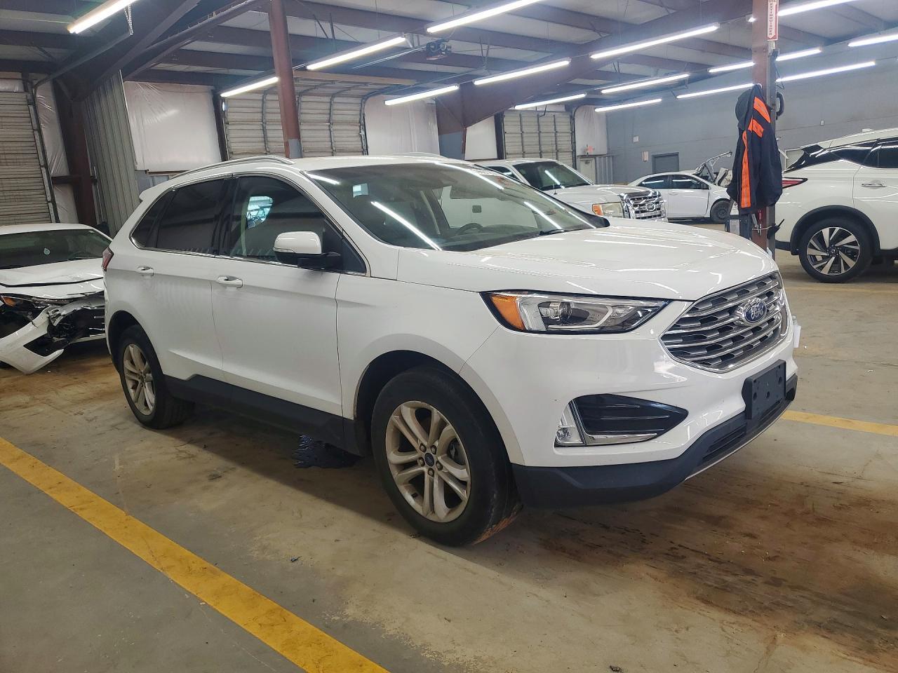 2019 Ford Edge Sel - Image 4