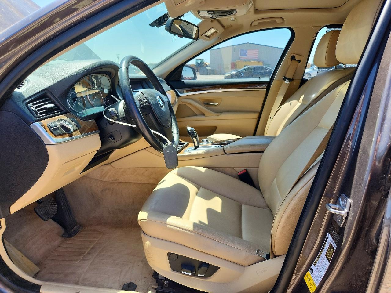 2011 BMW 528 I - Image 7