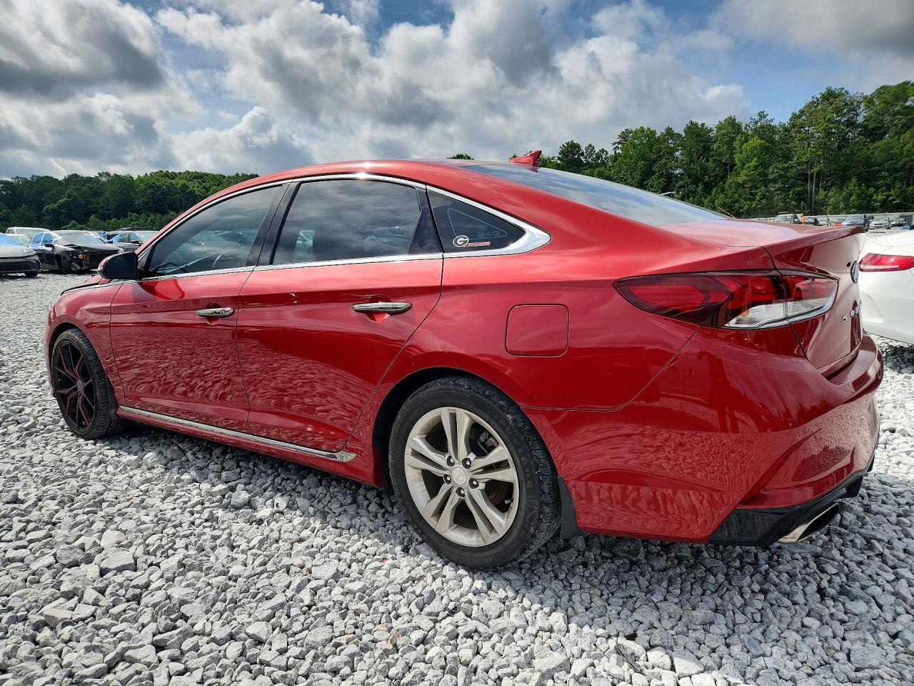2019 Hyundai Sonata Sport - Фото 2