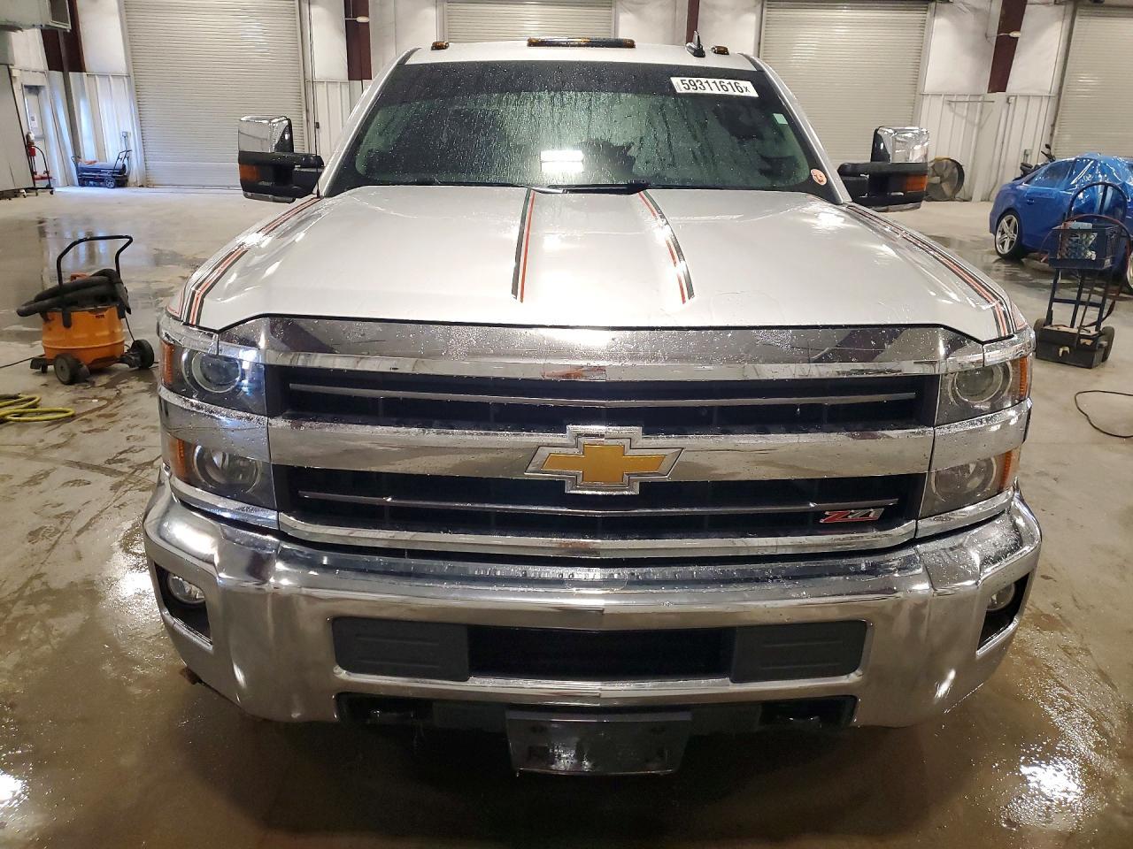 2019 Chevrolet Silverado K2500 Heavy Duty Ltz - Image 5