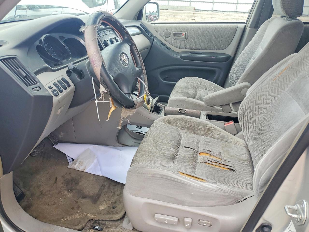 2002 Toyota Highlander Base - Фото 7