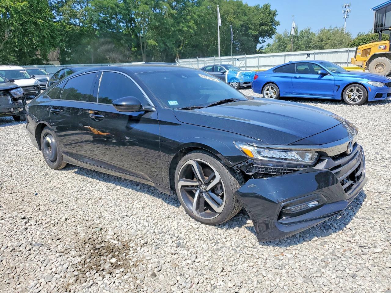 2020 Honda Accord Sport - Image 4