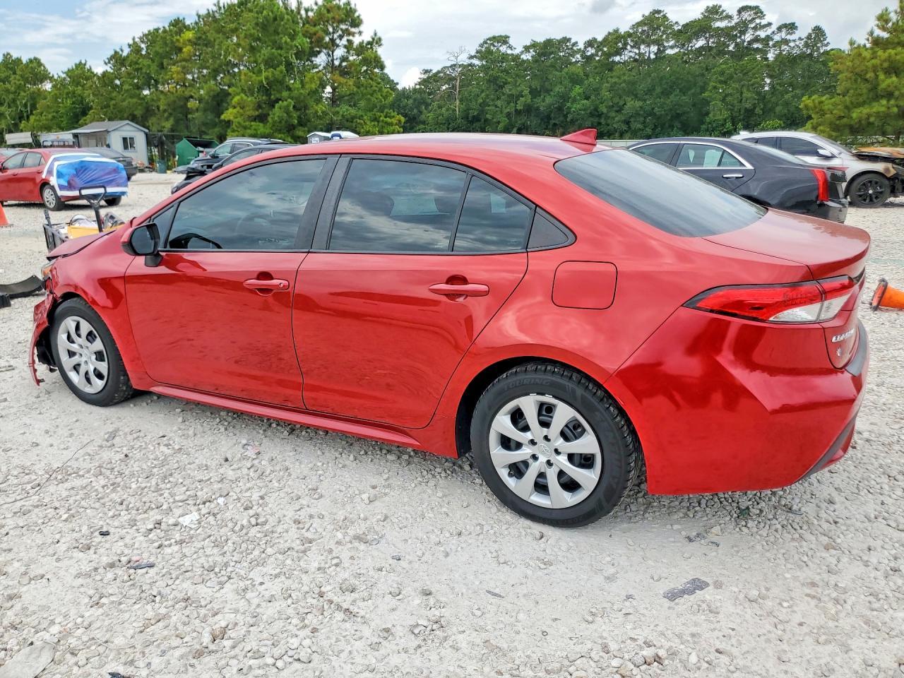 2021 Toyota Corolla Le - Фото 2