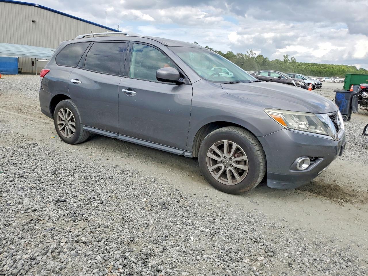 2016 Nissan Pathfinder Sv - Image 4