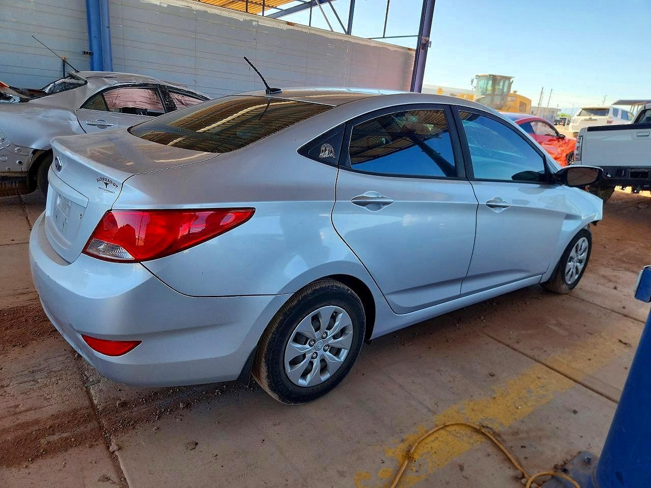 2016 Hyundai Accent Se - Image 3