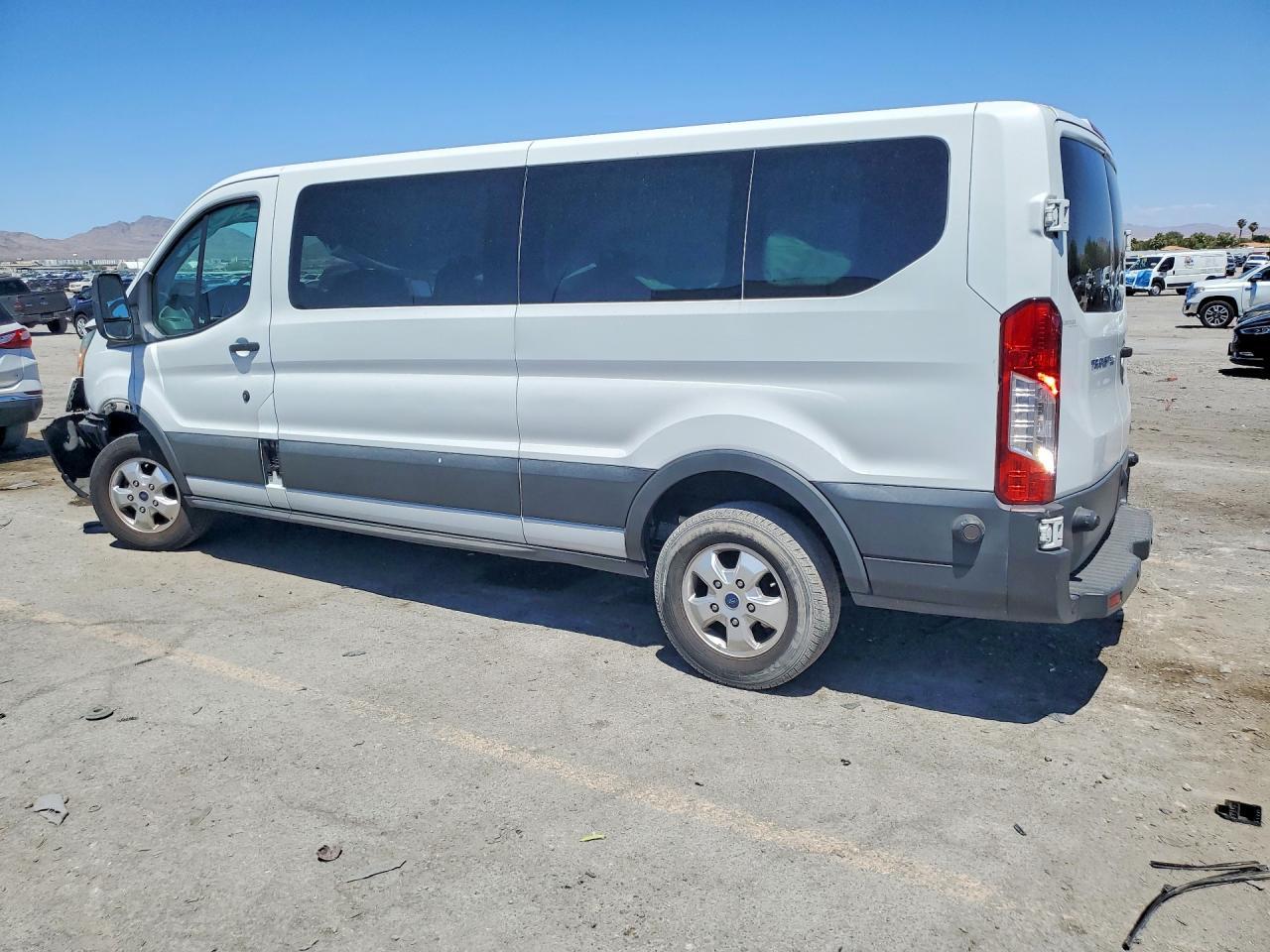 2017 Ford Transit T-350 - Фото 2