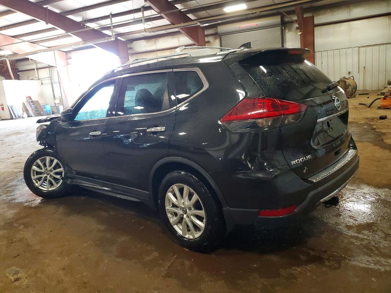 2018 Nissan Rogue S - Фото 2
