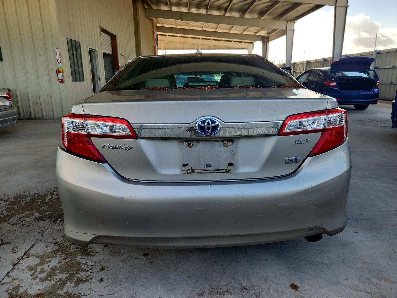 2013 Toyota Camry Hybrid Xle - Фото 6