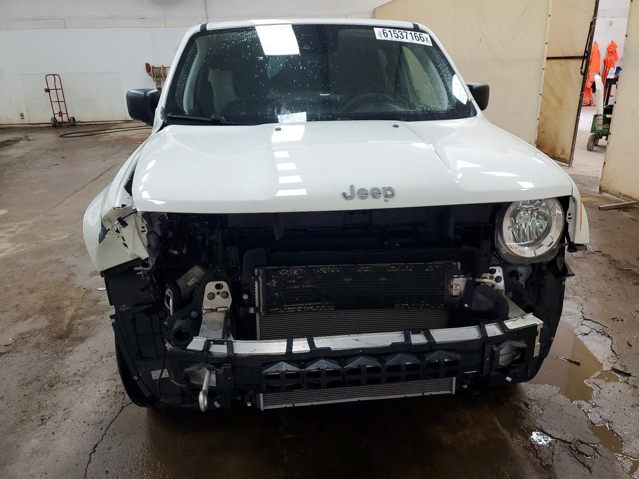 2023 Jeep Renegade Latitude - Фото 5