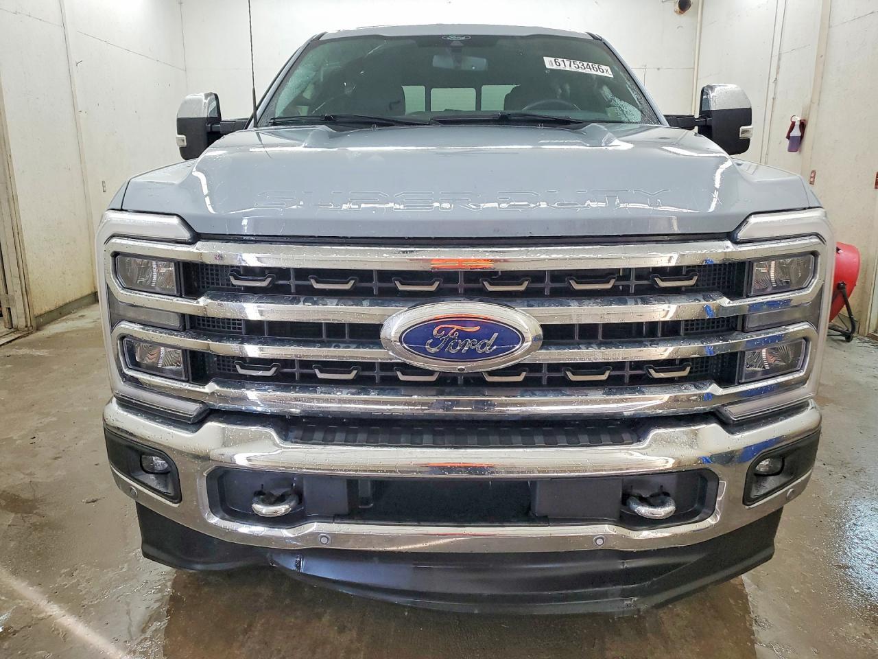 2024 Ford F250 Super Duty - Фото 5