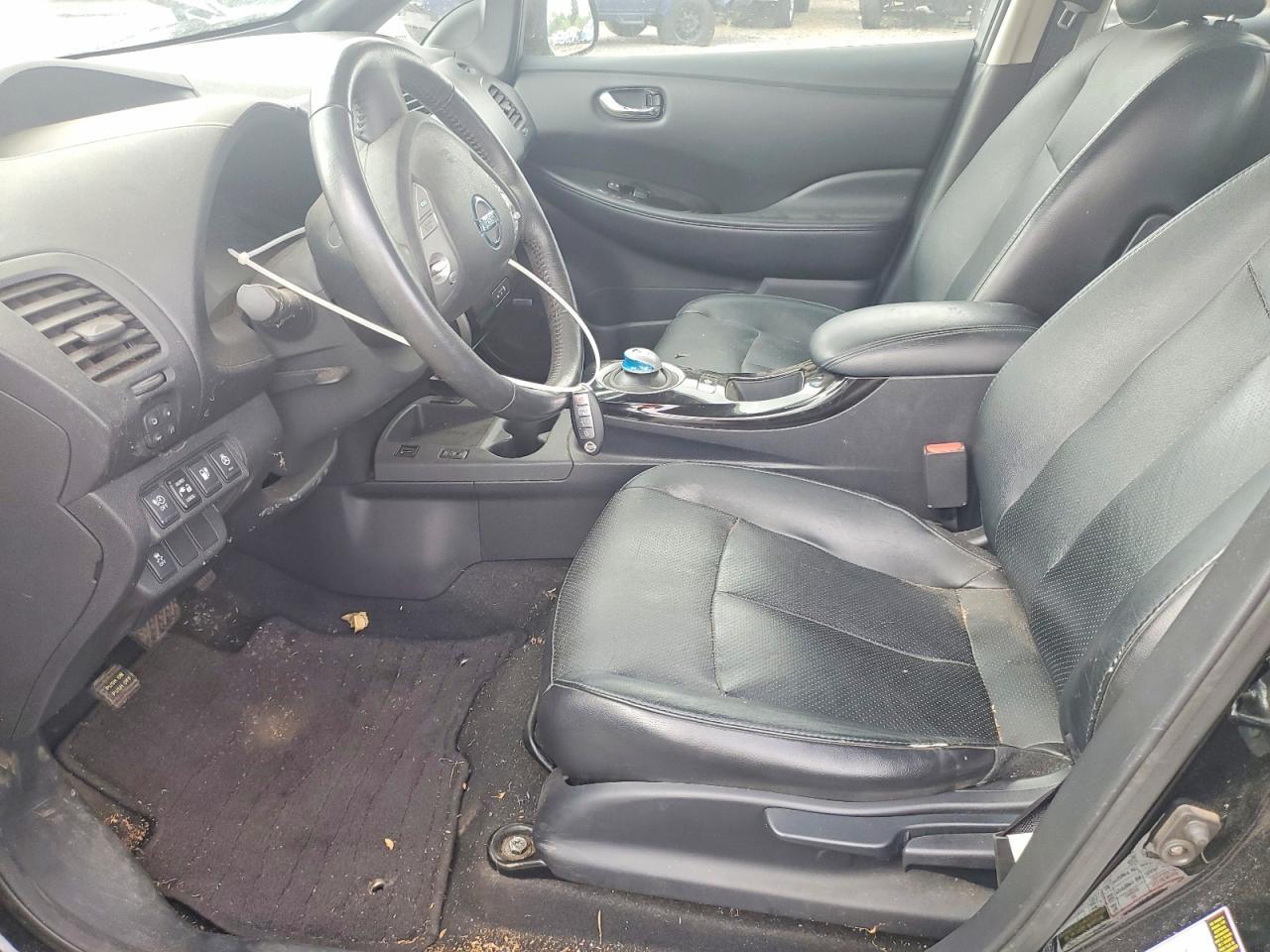 2013 Nissan Leaf S - Image 7