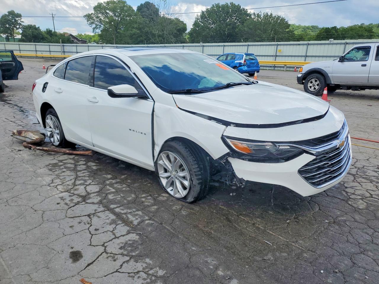2024 Chevrolet Malibu Lt - Фото 4