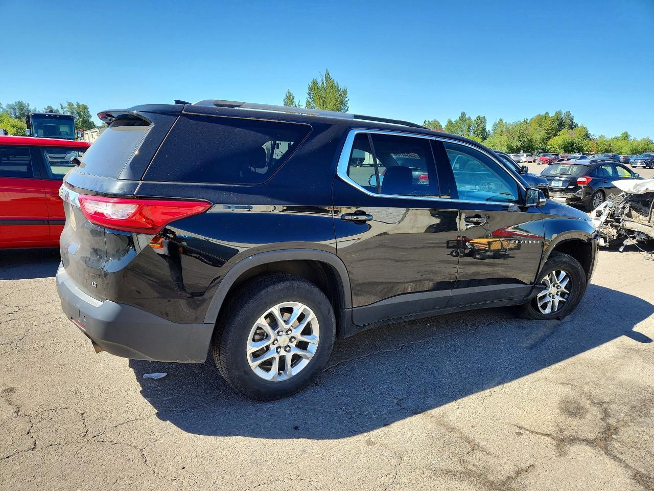 2018 Chevrolet Traverse Lt - Image 3
