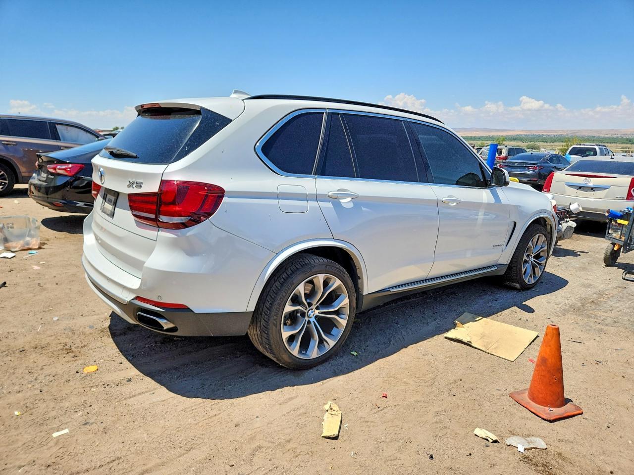 2016 BMW X5 xDrive50I - Фото 3