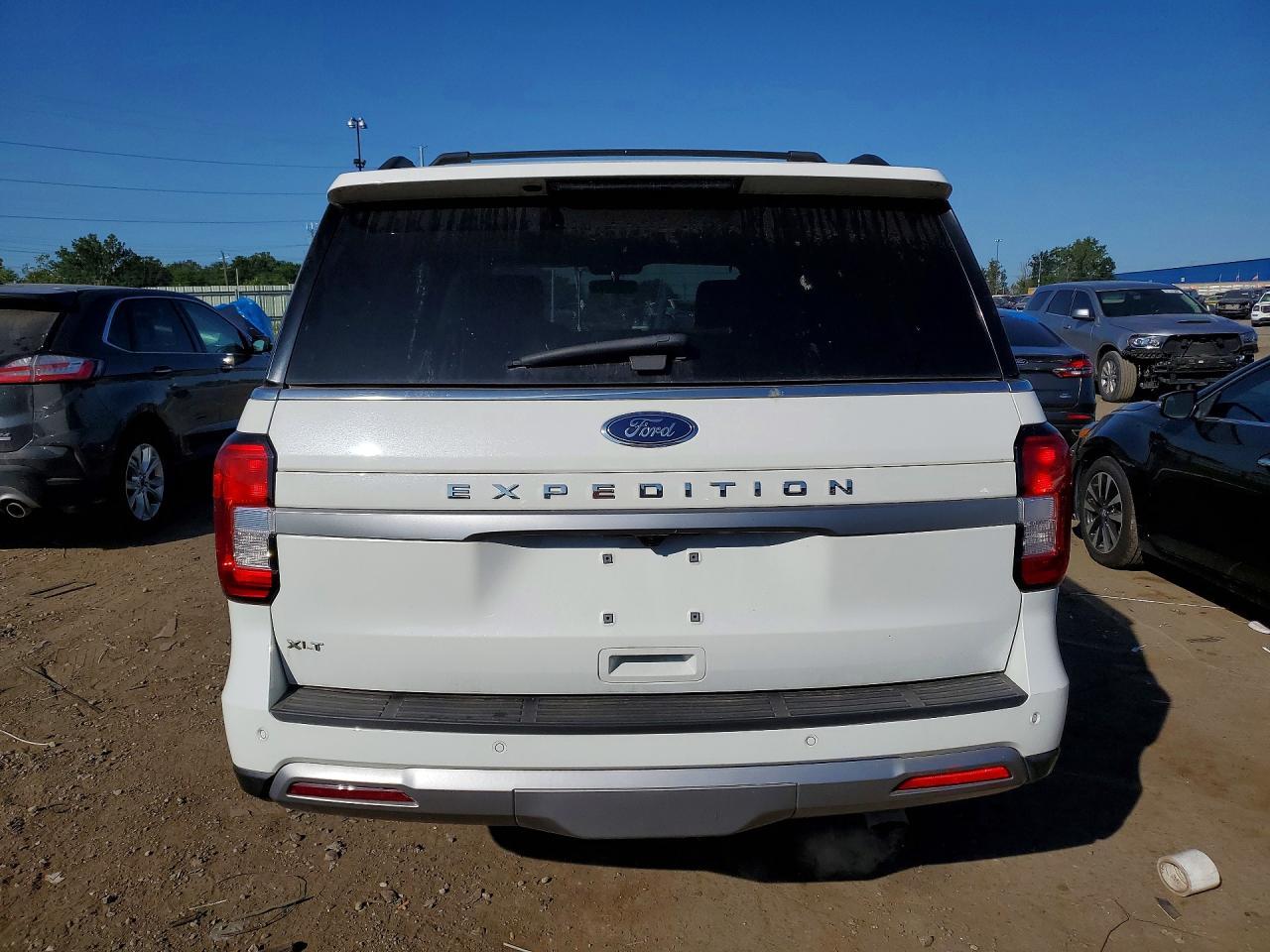 2022 Ford Expedition Xlt - Фото 6