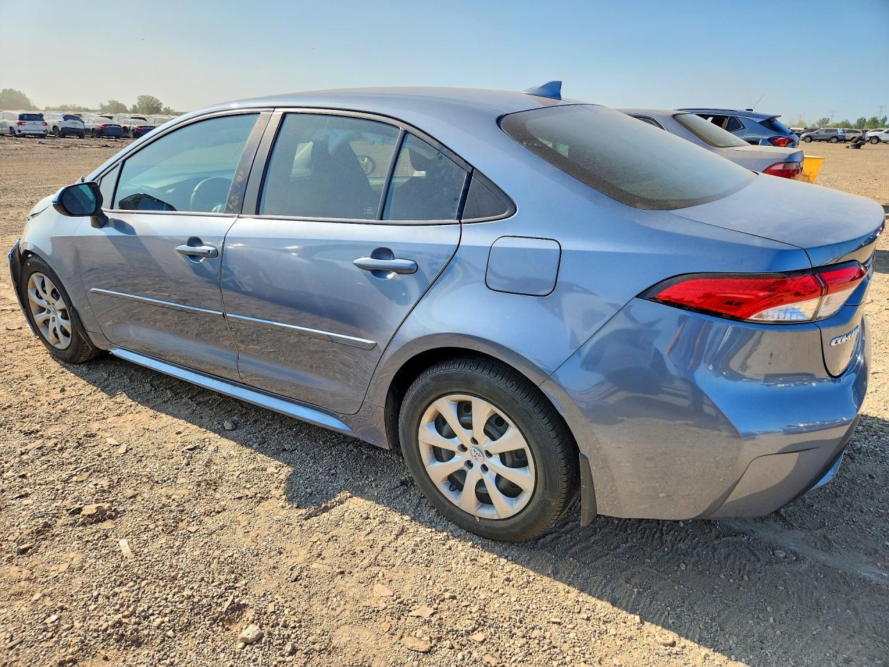 2021 Toyota Corolla Le - Фото 2