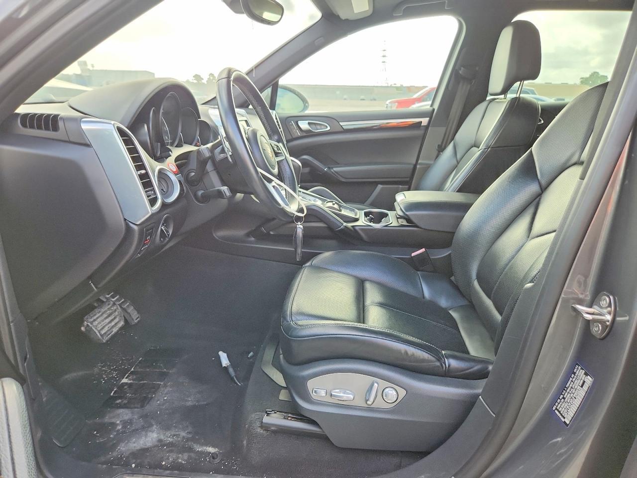 2016 Porsche Cayenne - Image 7