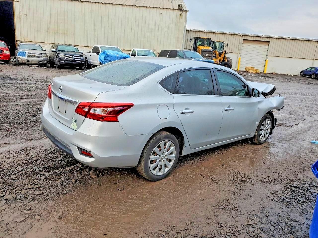 2018 Nissan Sentra - Image 3