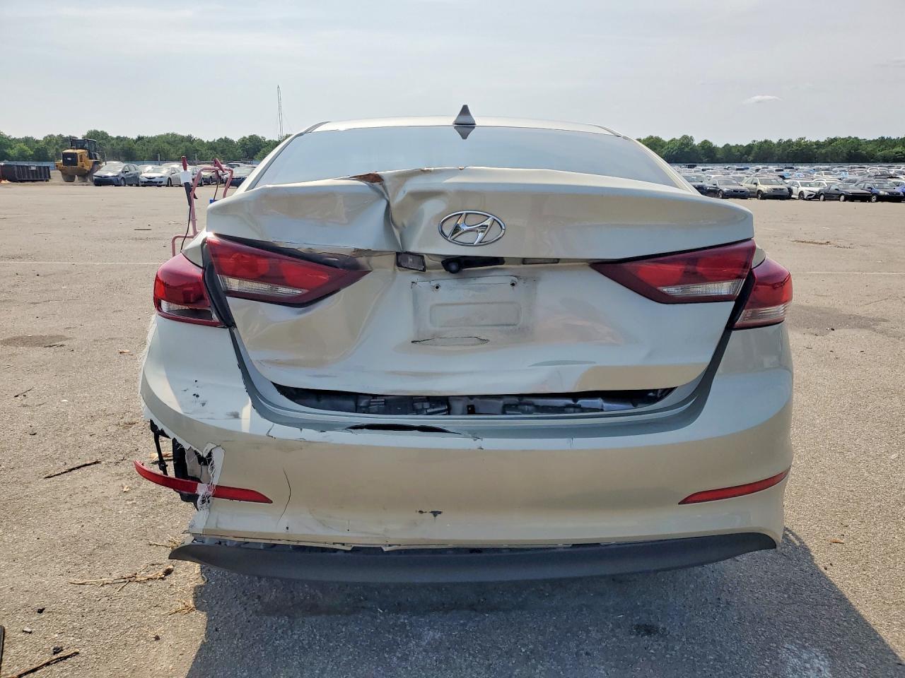 2018 Hyundai Elantra Value Edition - Фото 6